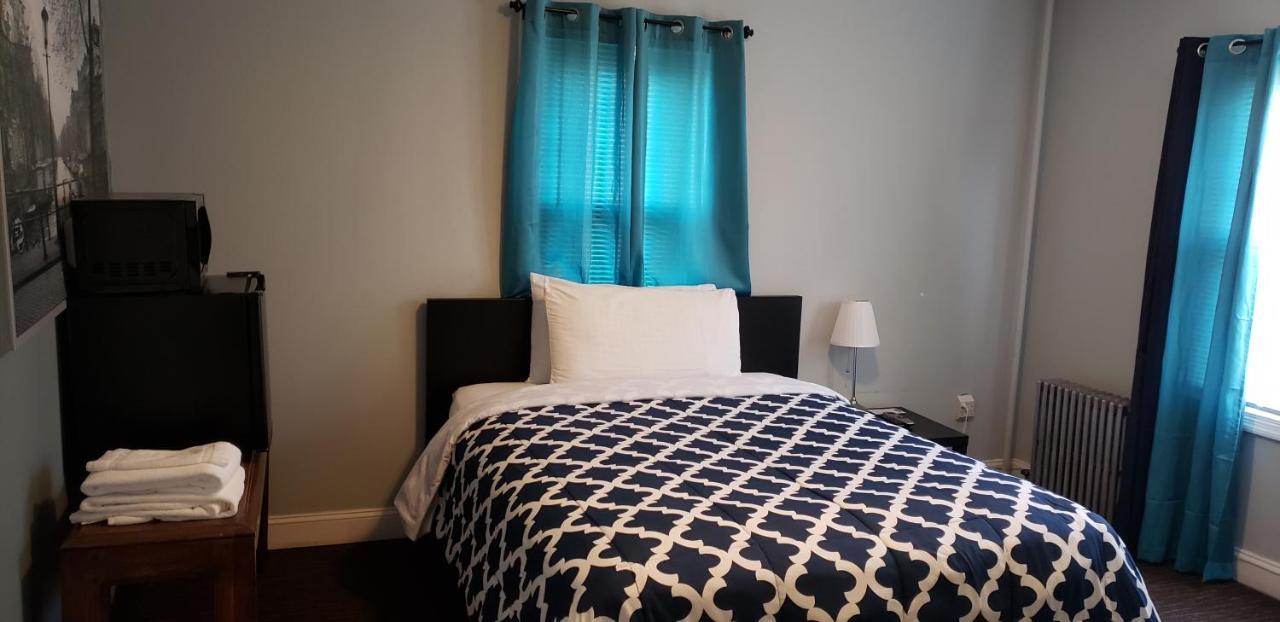 Jones Beach Hotel Wantagh Экстерьер фото
